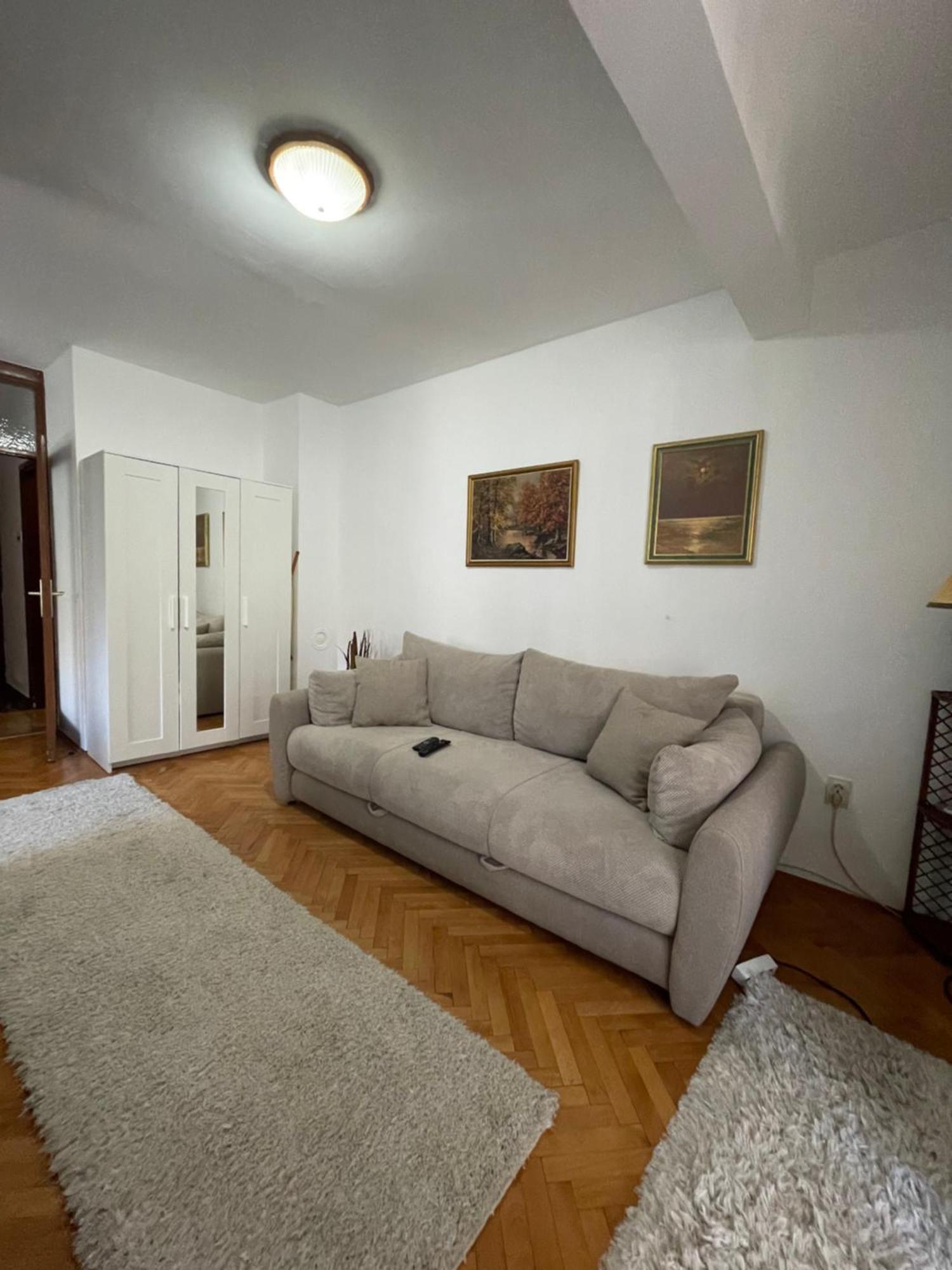 Flat In Centar In *